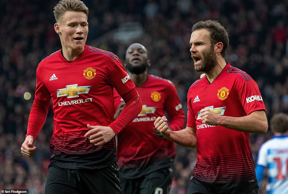 Man Utd thắng trận thứ năm liên tiếp, vào vòng 4 cúp FA