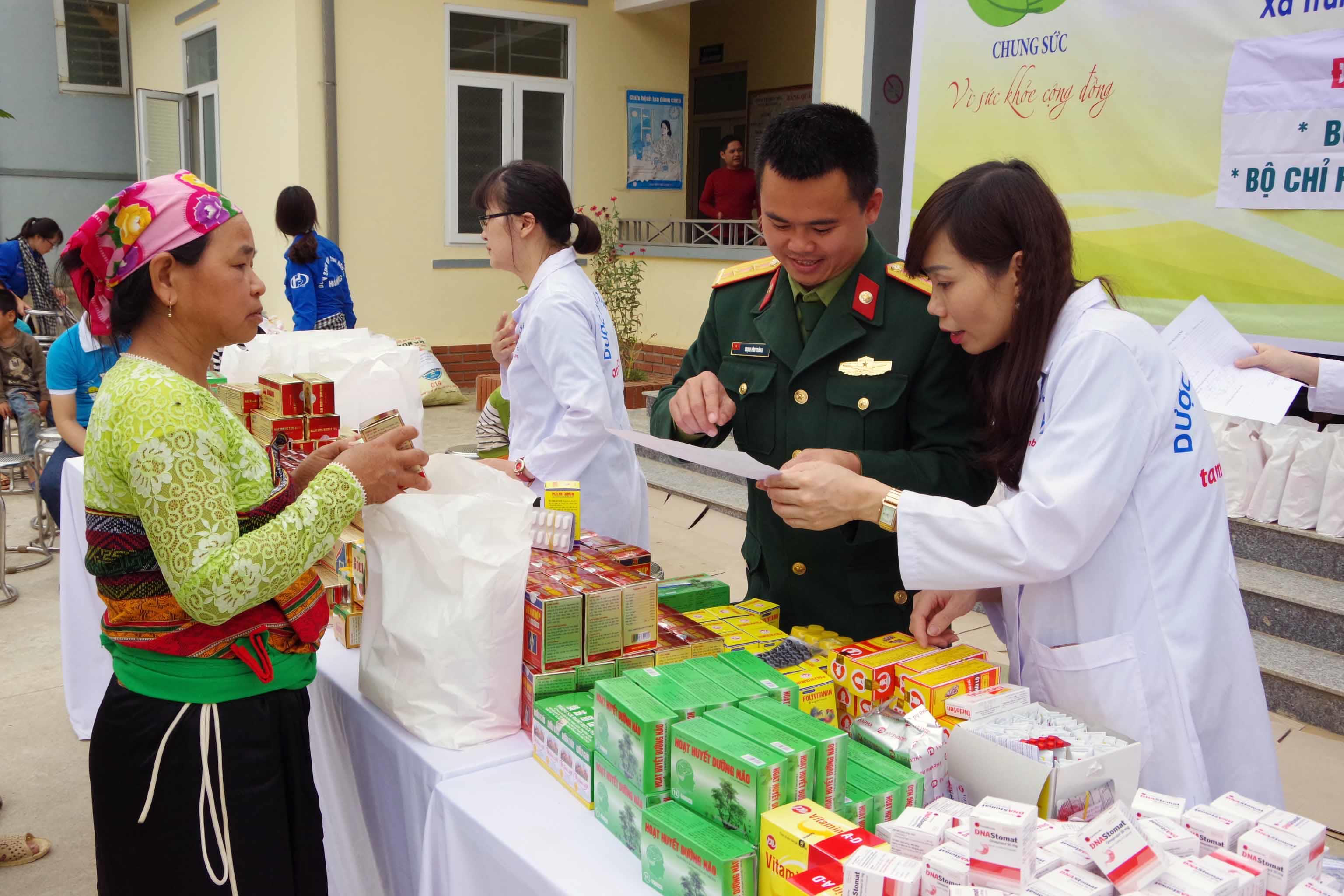 Tết sớm với đồng bào vùng lũ Quan Hóa