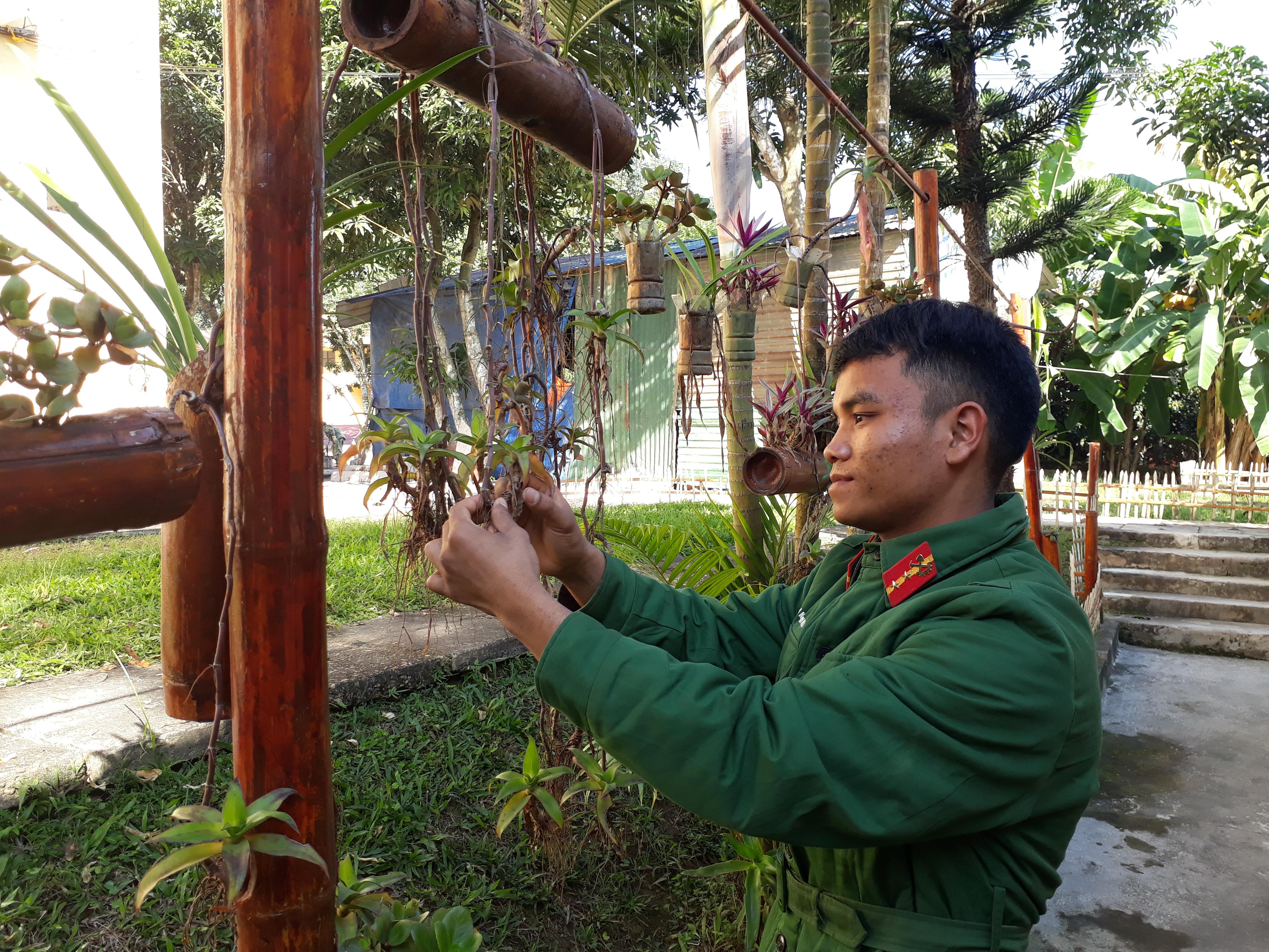 Đa tài như A Kiên Văn Nhật

