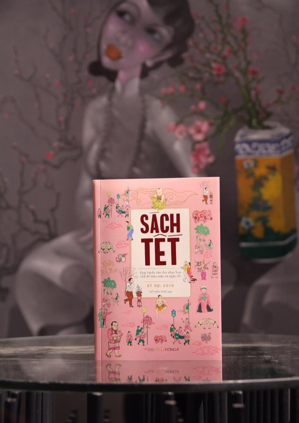 Sách Tết, tranh Tết trở lại