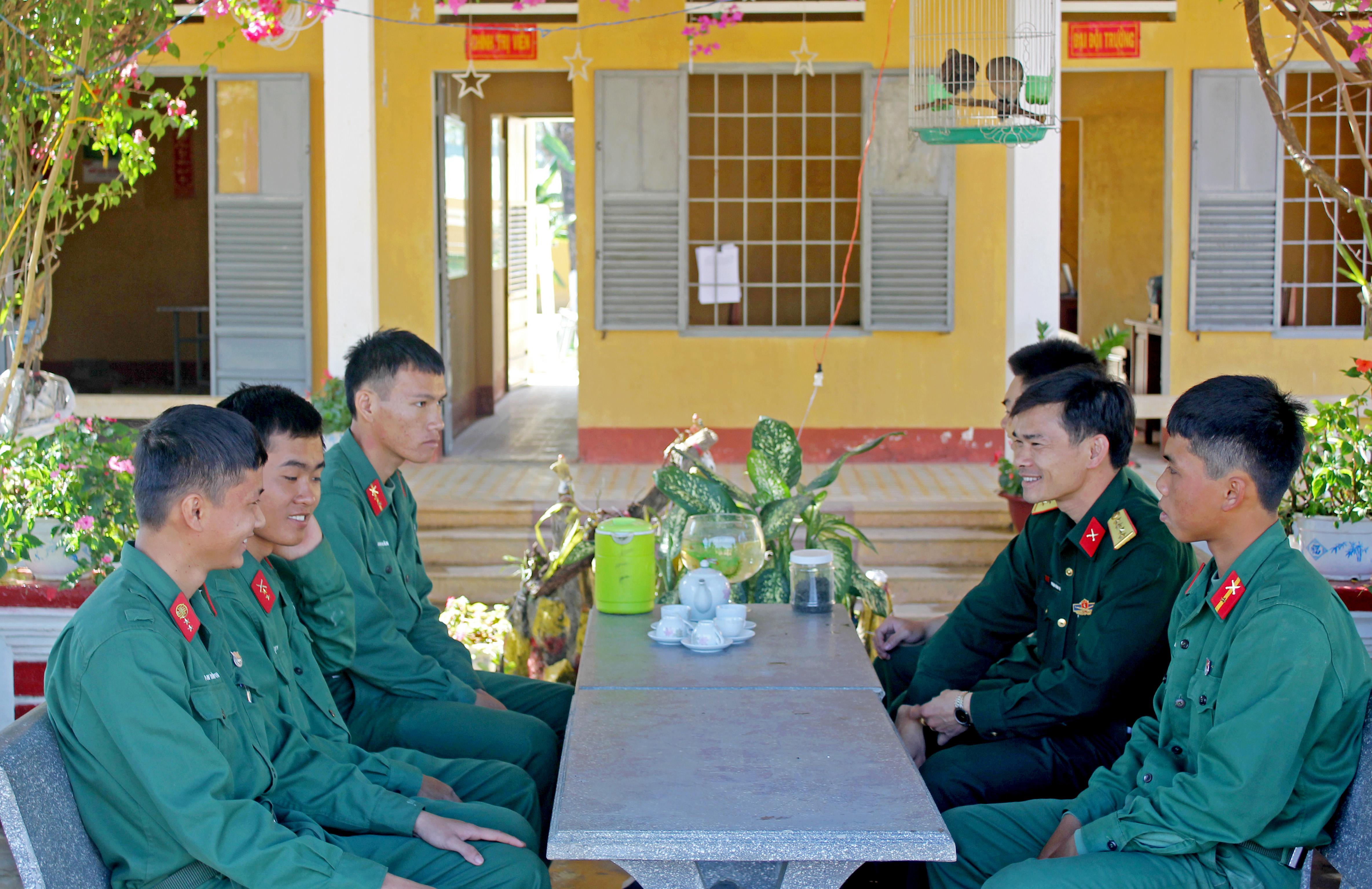 Trái ngọt từ những “hạt giống đỏ”