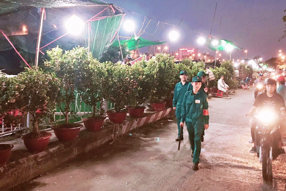 Đón Xuân đầm ấm, sẵn sàng chiến đấu cao