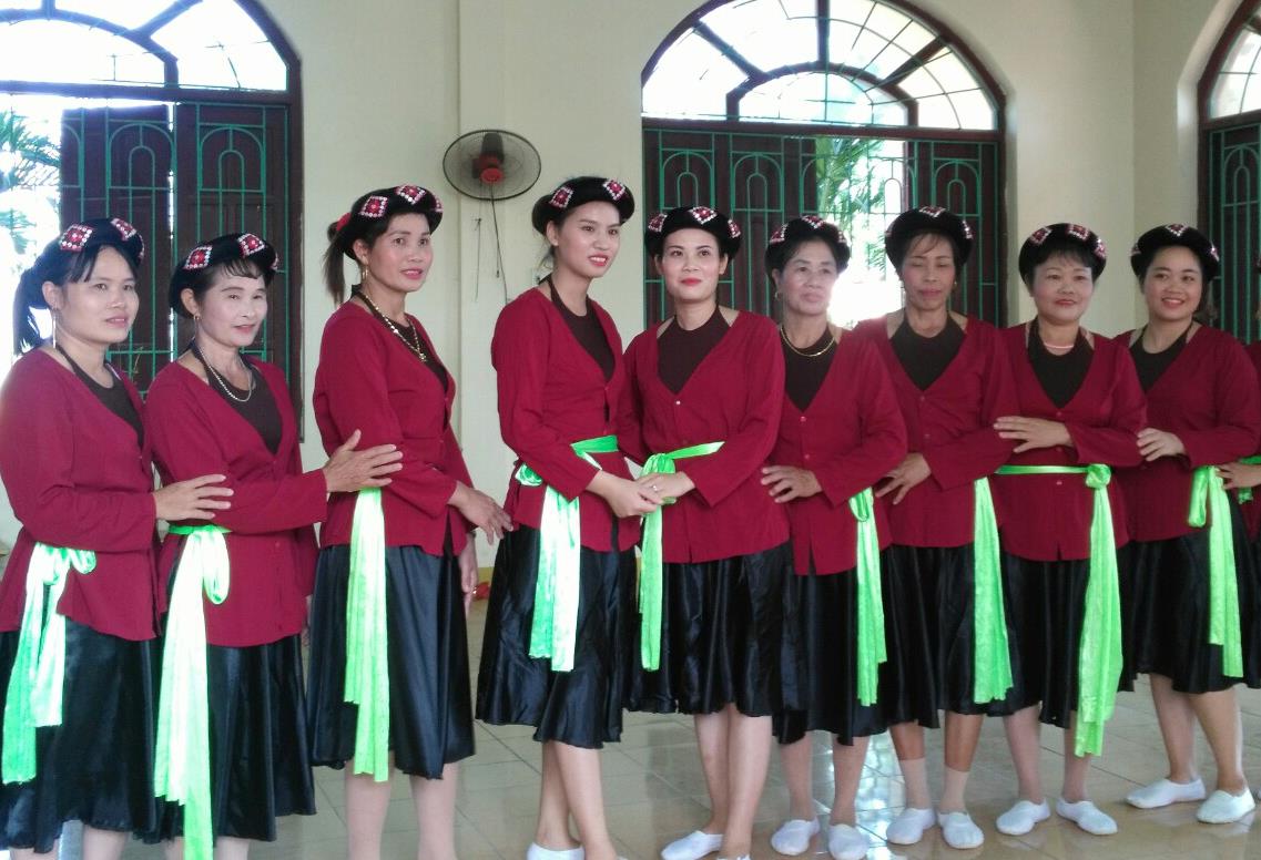 Về Đức Bác nghe hát trống quân