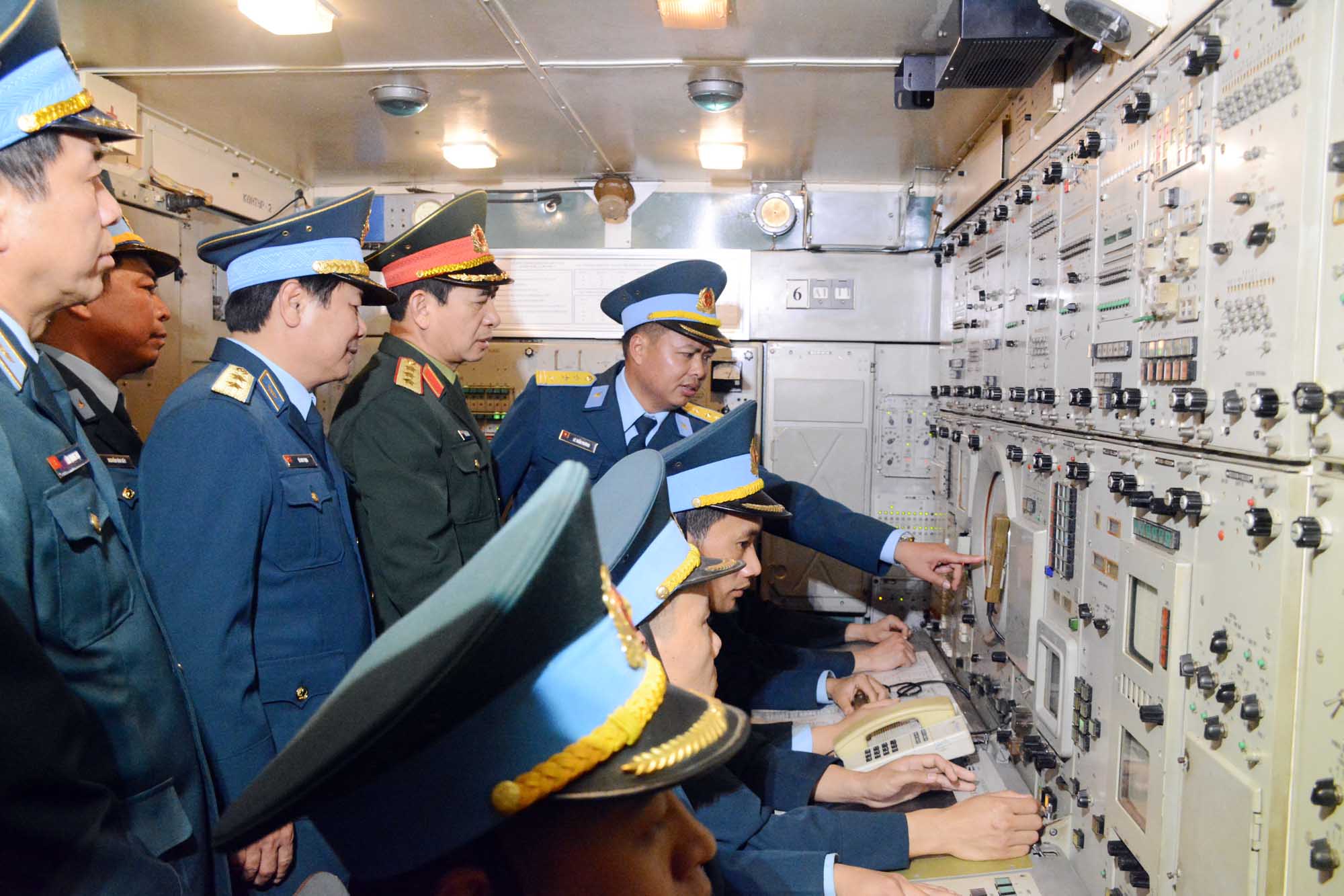 Thượng tướng Phan Văn Giang thăm và kiểm tra Trung đoàn 64, Sư đoàn 361