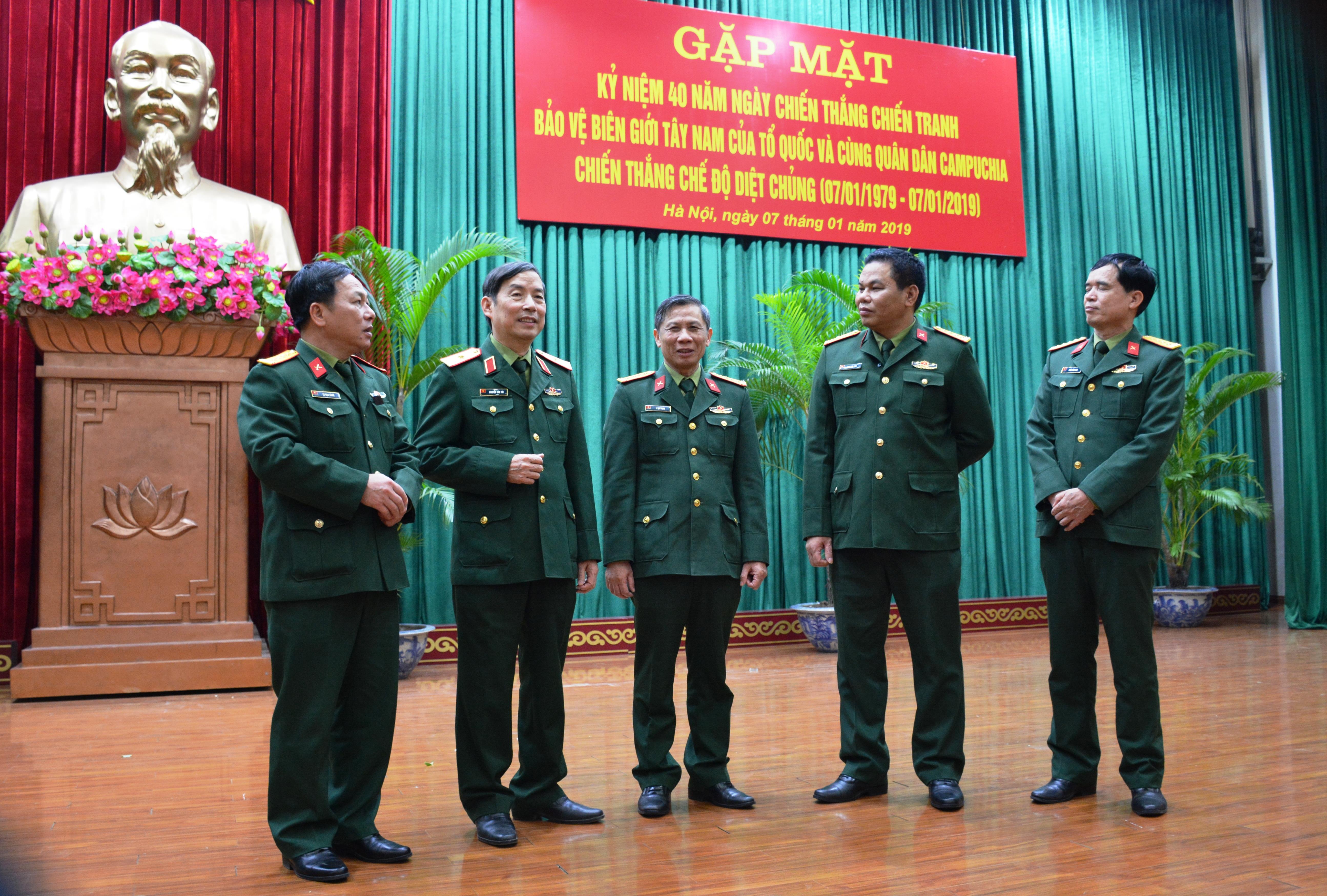 Chuyện chiến đấu và những trang nhật ký