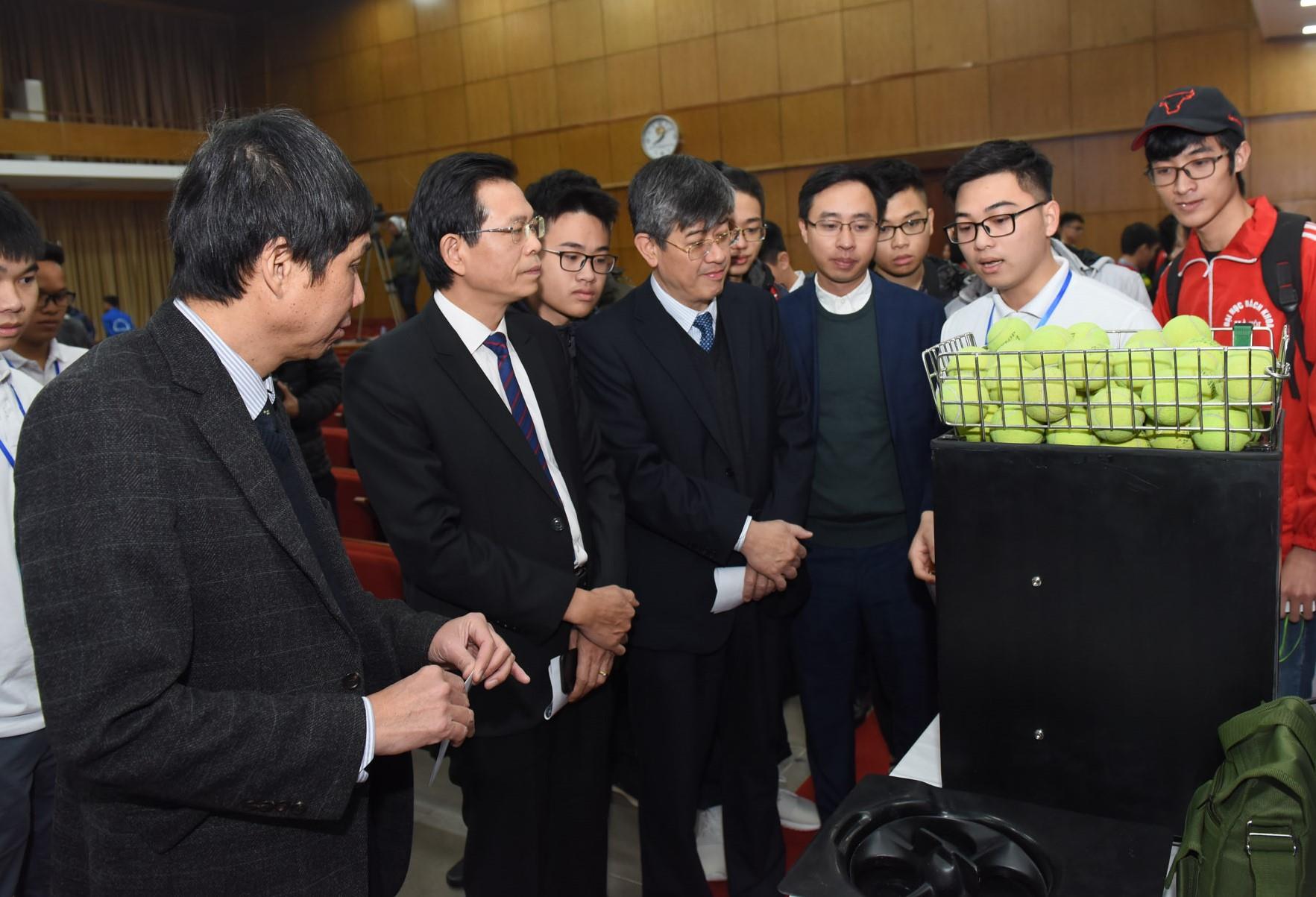 Yêu khoa học, ham sáng chế