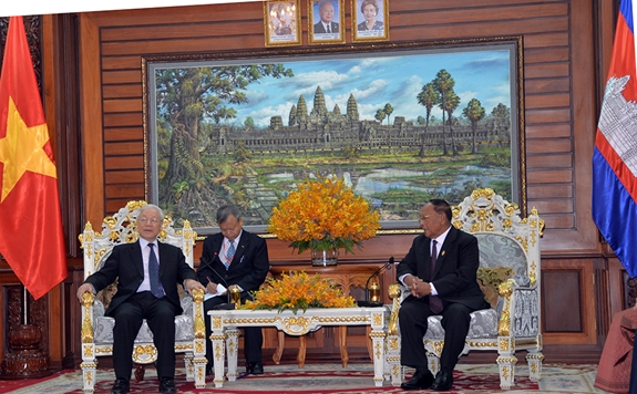 Tổng Bí thư, Chủ tịch nước Nguyễn Phú Trọng hội kiến với Chủ tịch Thượng viện và Chủ tịch Quốc hội Campuchia