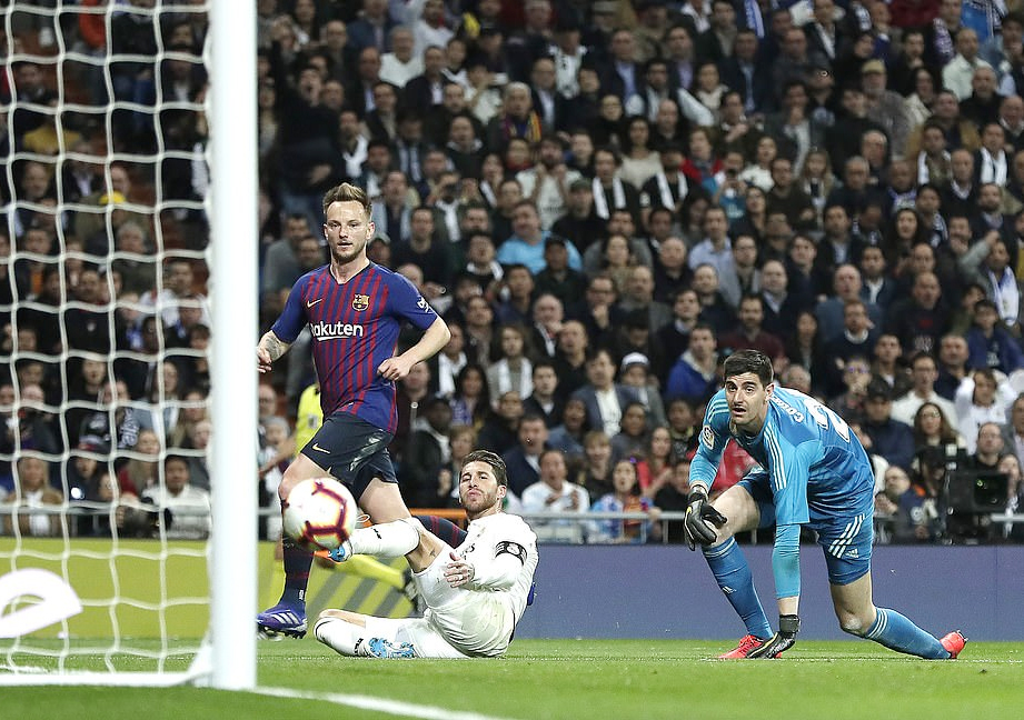 Barca lần thứ hai thắng trận Siêu kinh điển trong tuần  