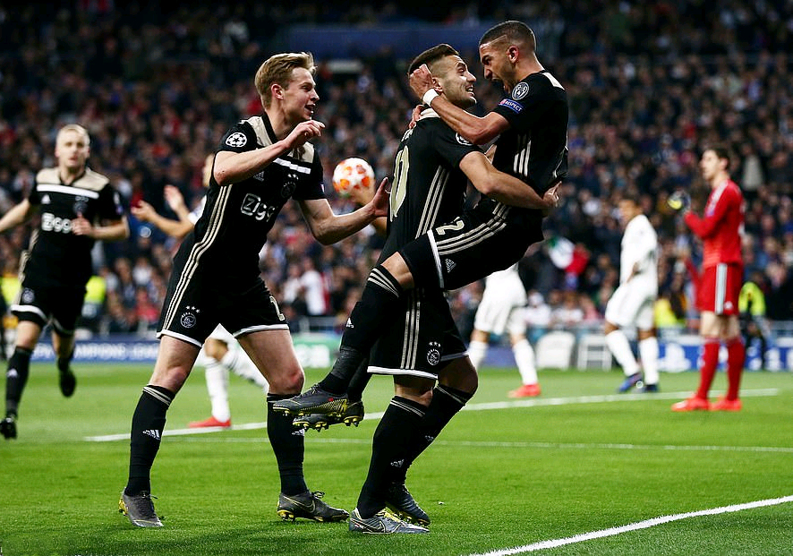 Ajax và Tottenham giành vé vào tứ kết Champions League