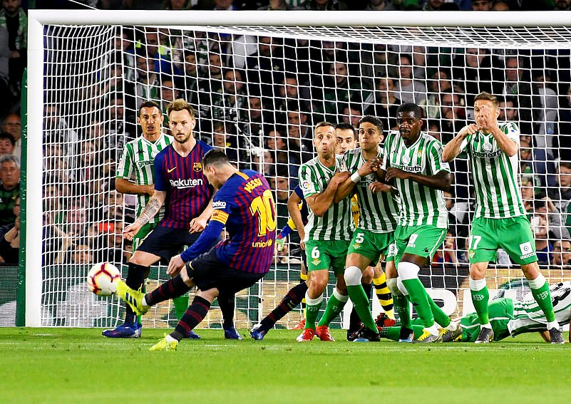 Vòng 28 La Liga: Thắng đậm Betis, Barca vững chắc ngôi đầu