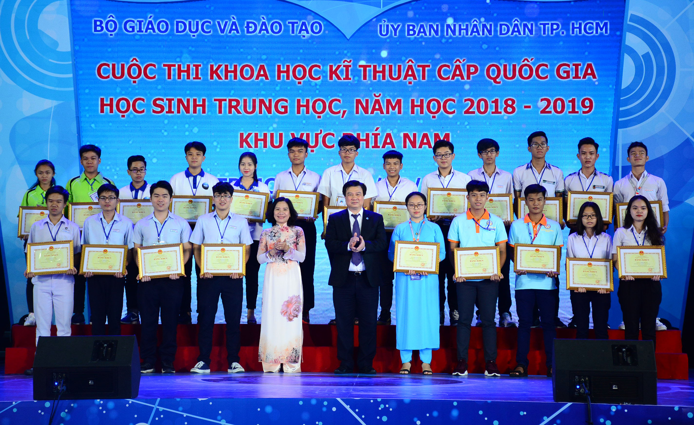 Trao giải Cuộc thi Khoa học kỹ thuật cấp quốc gia học sinh trung học khu vực phía Nam