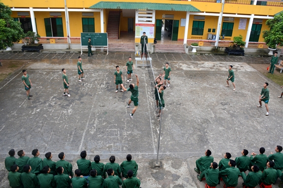 Bài 3: Yêu cầu cao về đội ngũ cán bộ và công tác tạo nguồn (Tiếp theo và hết)

