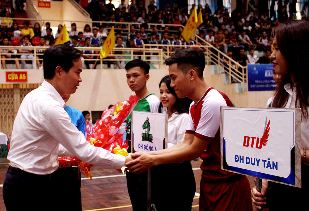 Khai mạc giải thể thao sinh viên Việt Nam mùa thứ 7