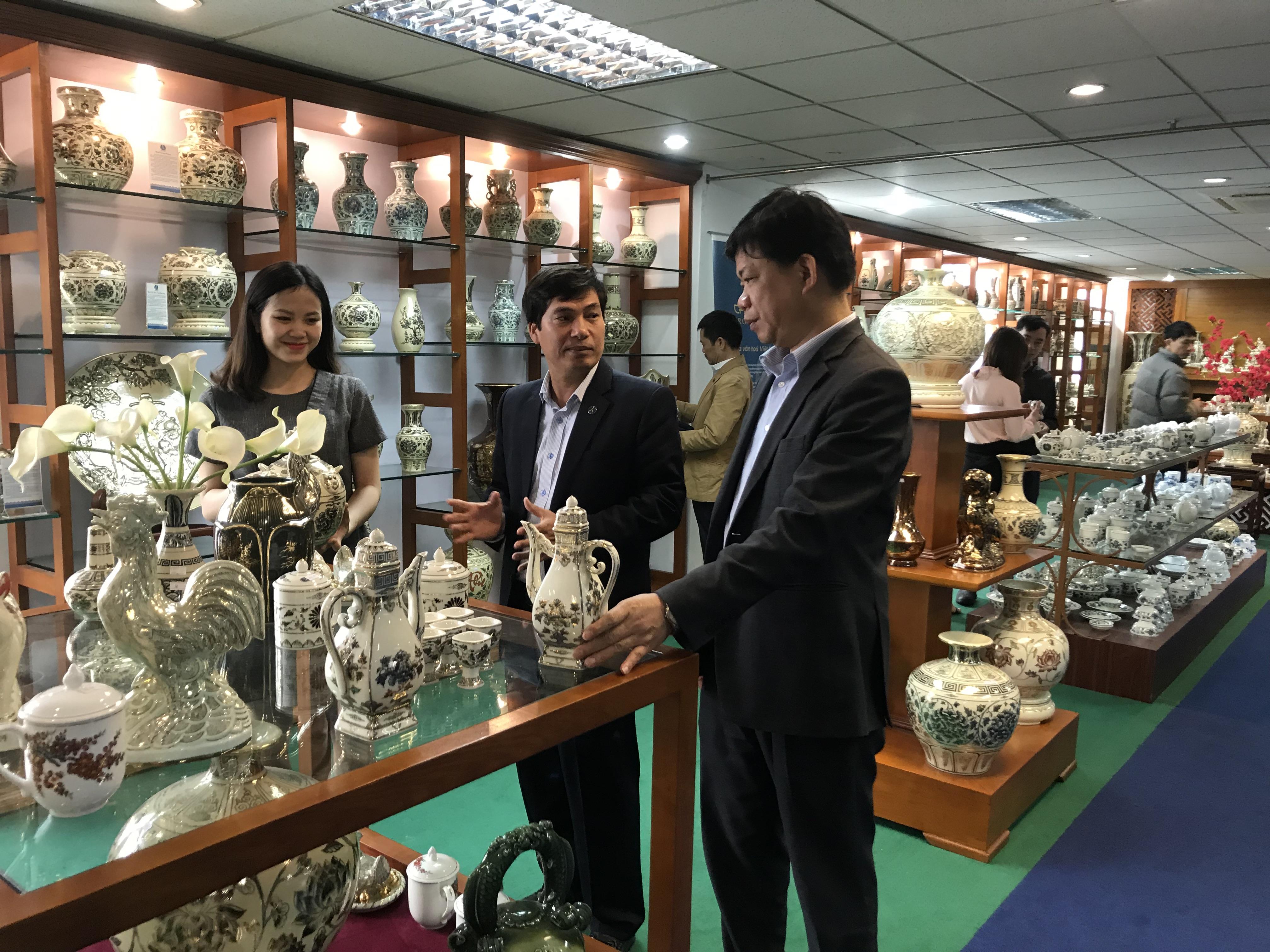 Phục hưng gốm Chu Đậu