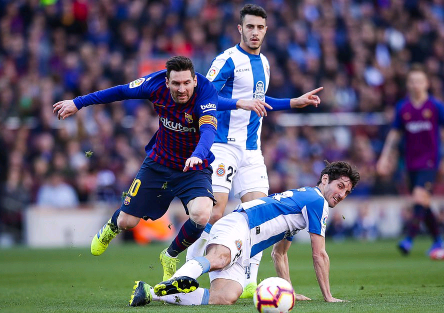 Vòng 29 La Liga: Barca giành thắng lợi derby Catalonia