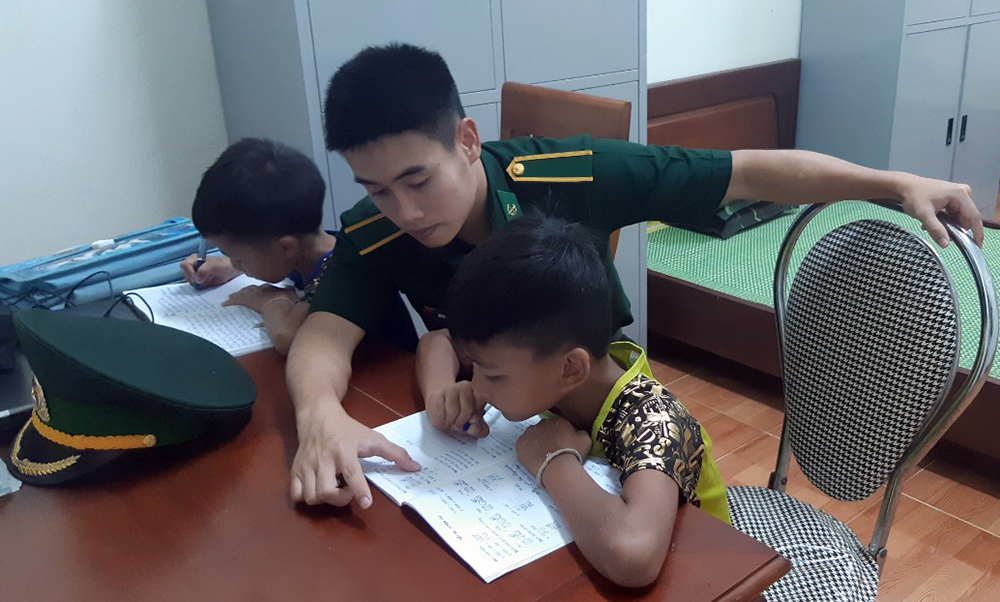 Con nuôi của đồn Biên phòng Mường Ải