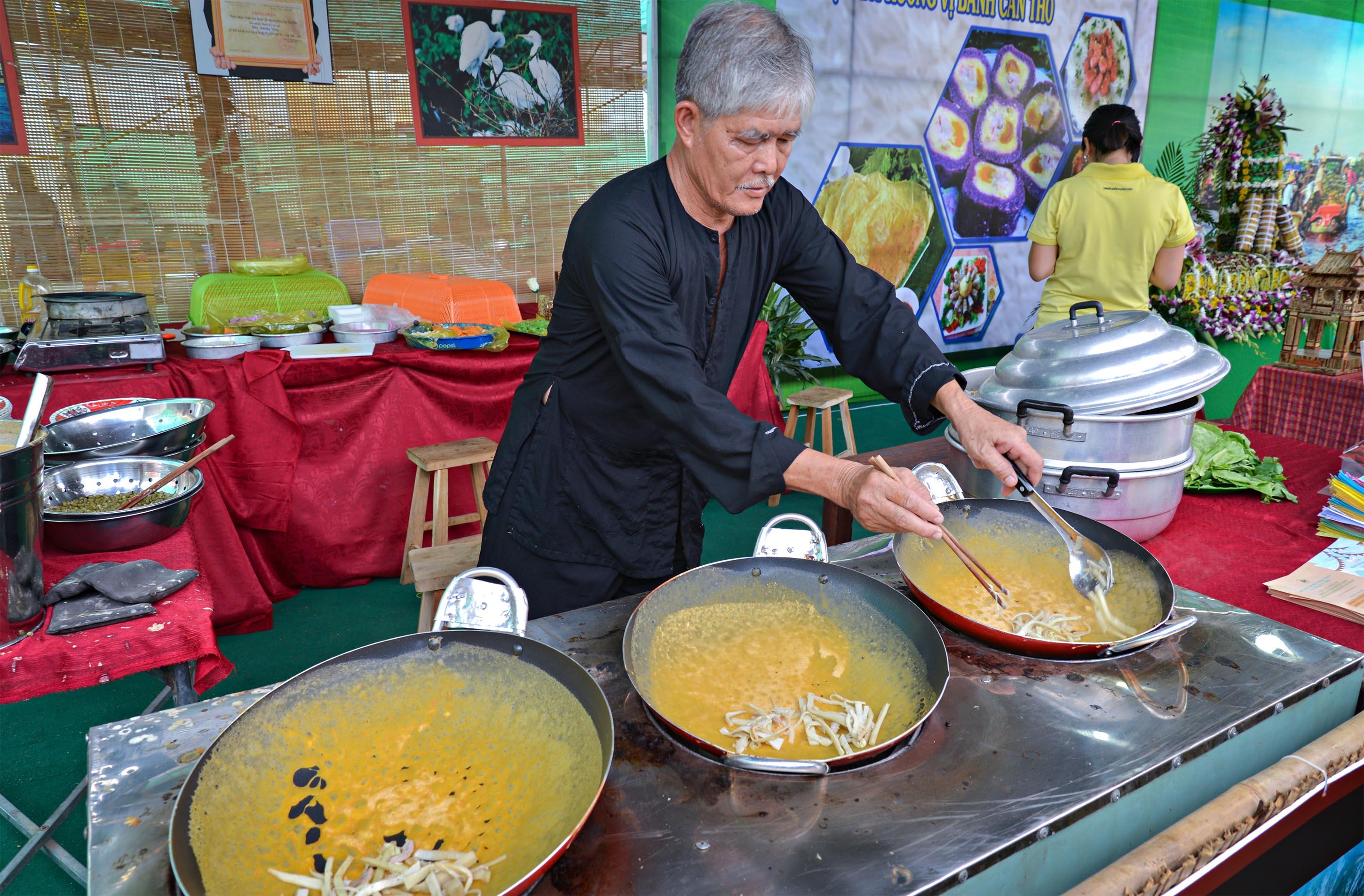 Vì sao bánh dân gian Nam Bộ chưa có thị trường tiêu thụ rộng lớn?