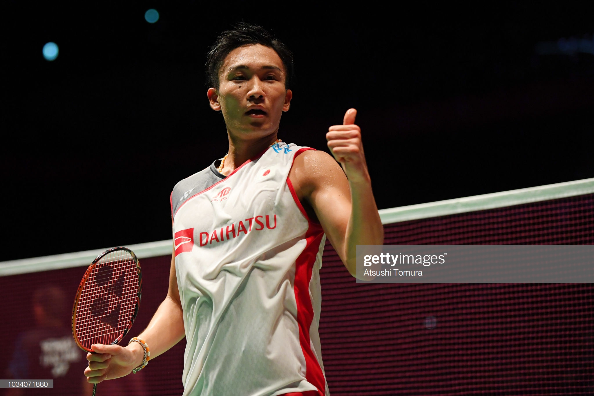 Tay vợt Kento Momota vô địch Giải cầu lông Singapore Open 2019