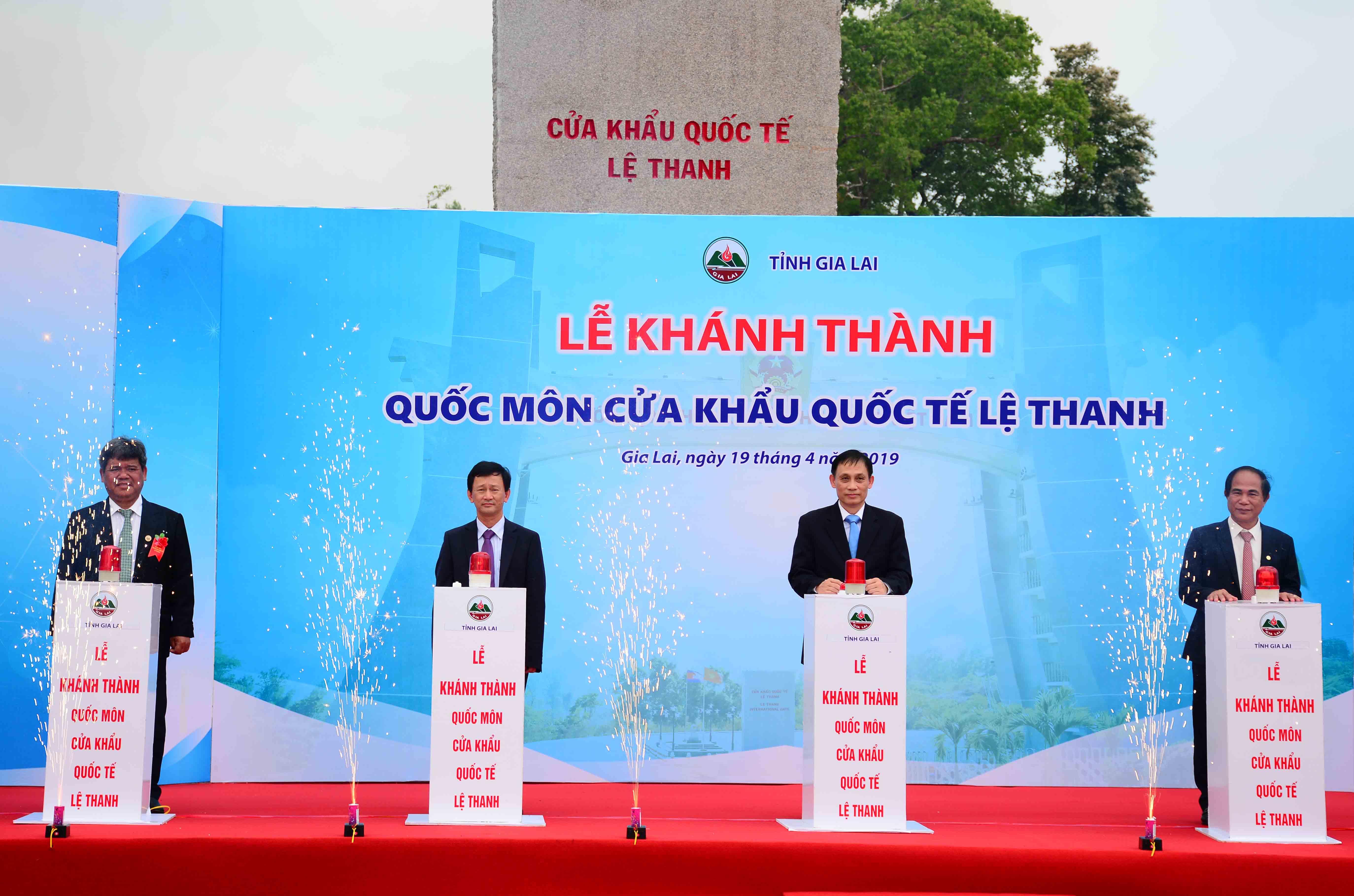Gia Lai: Khánh thành Quốc môn cửa khẩu quốc tế Lệ Thanh