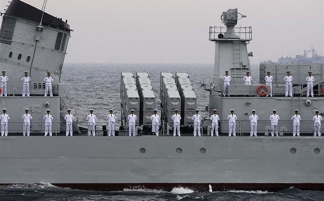 Trung Quốc chuẩn bị ra mắt tàu chiến mới

