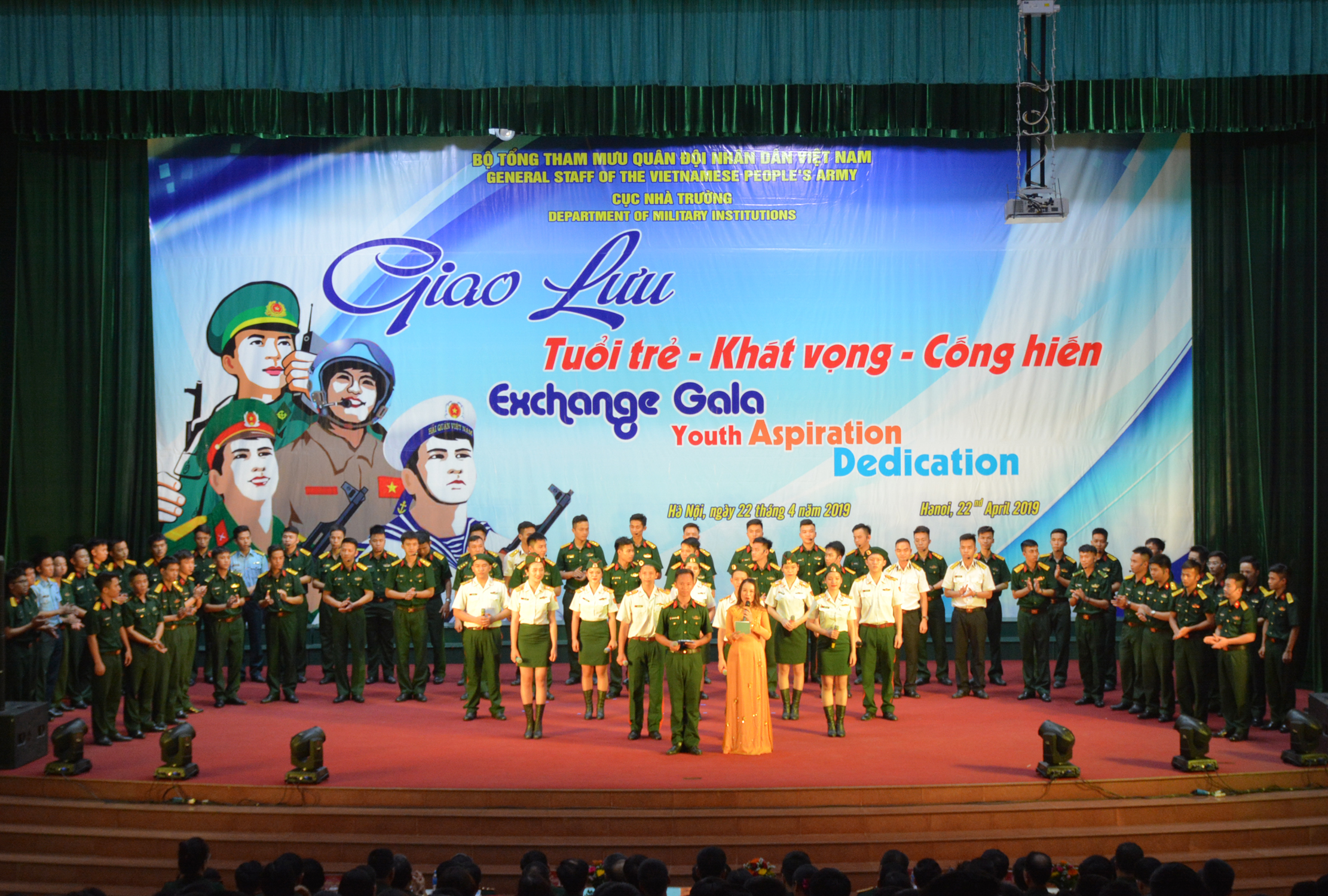 Thúc đẩy chất lượng dạy và học tiếng Anh trong học viện, nhà trường quân đội