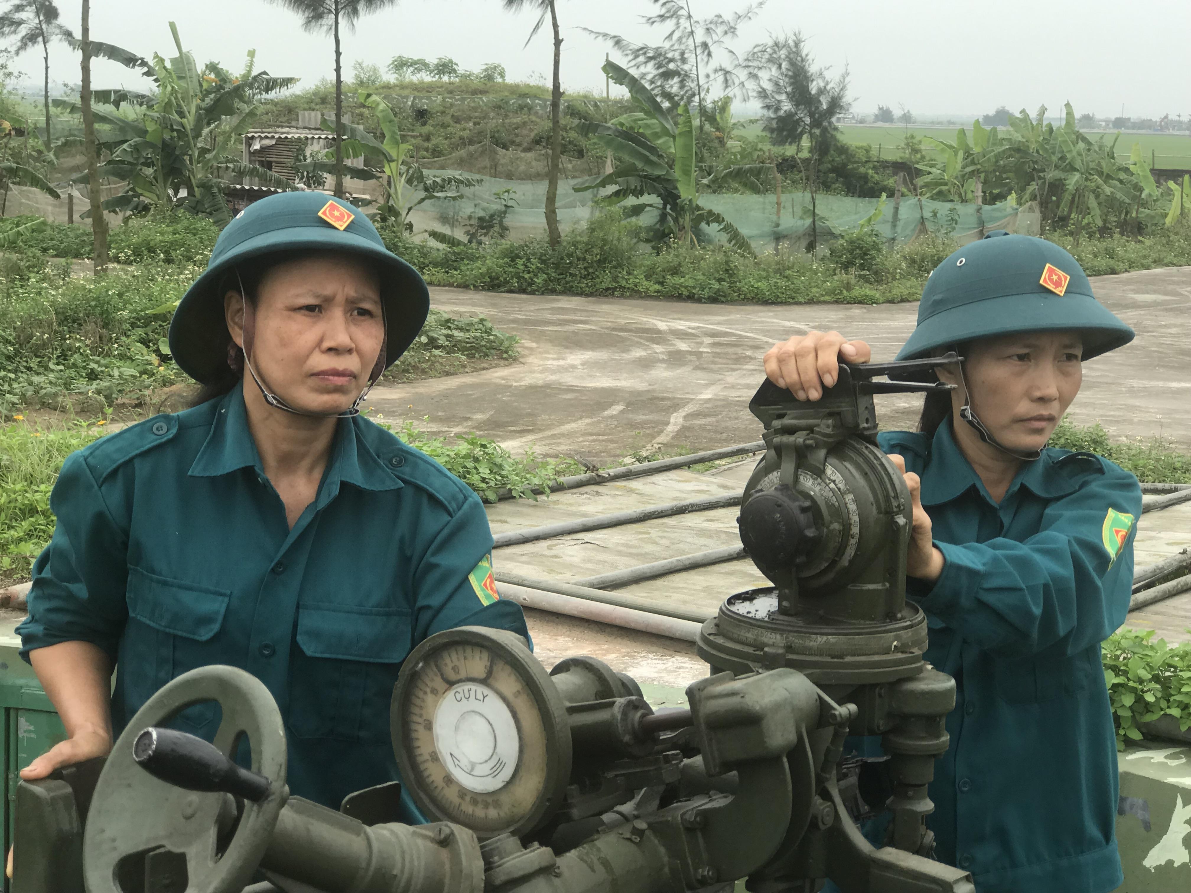 Nữ pháo thủ bên dòng Kiến Giang