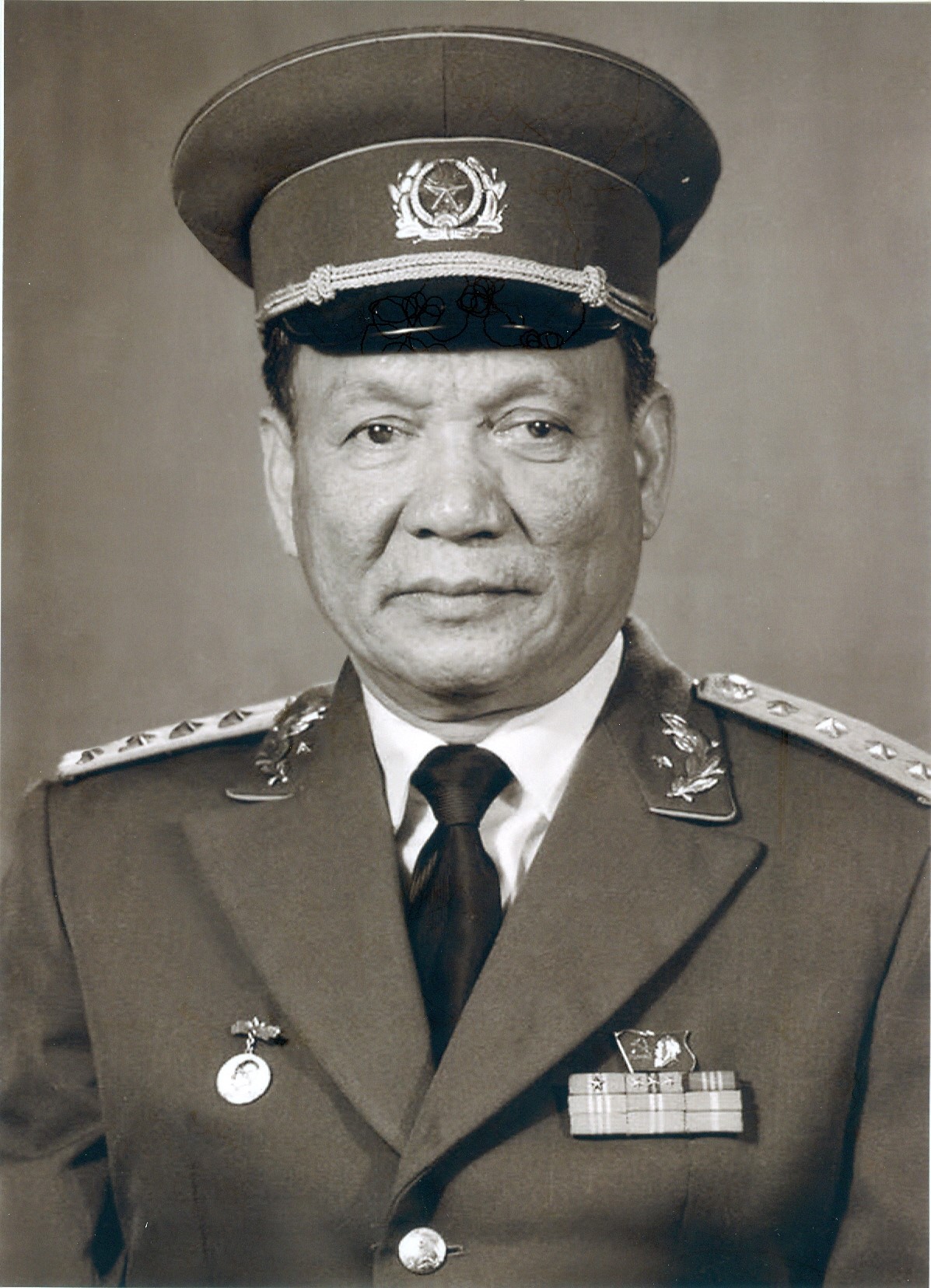 THÔNG CÁO ĐẶC BIỆT: Nguyên Chủ tịch nước, Đại tướng Lê Đức Anh từ trần

