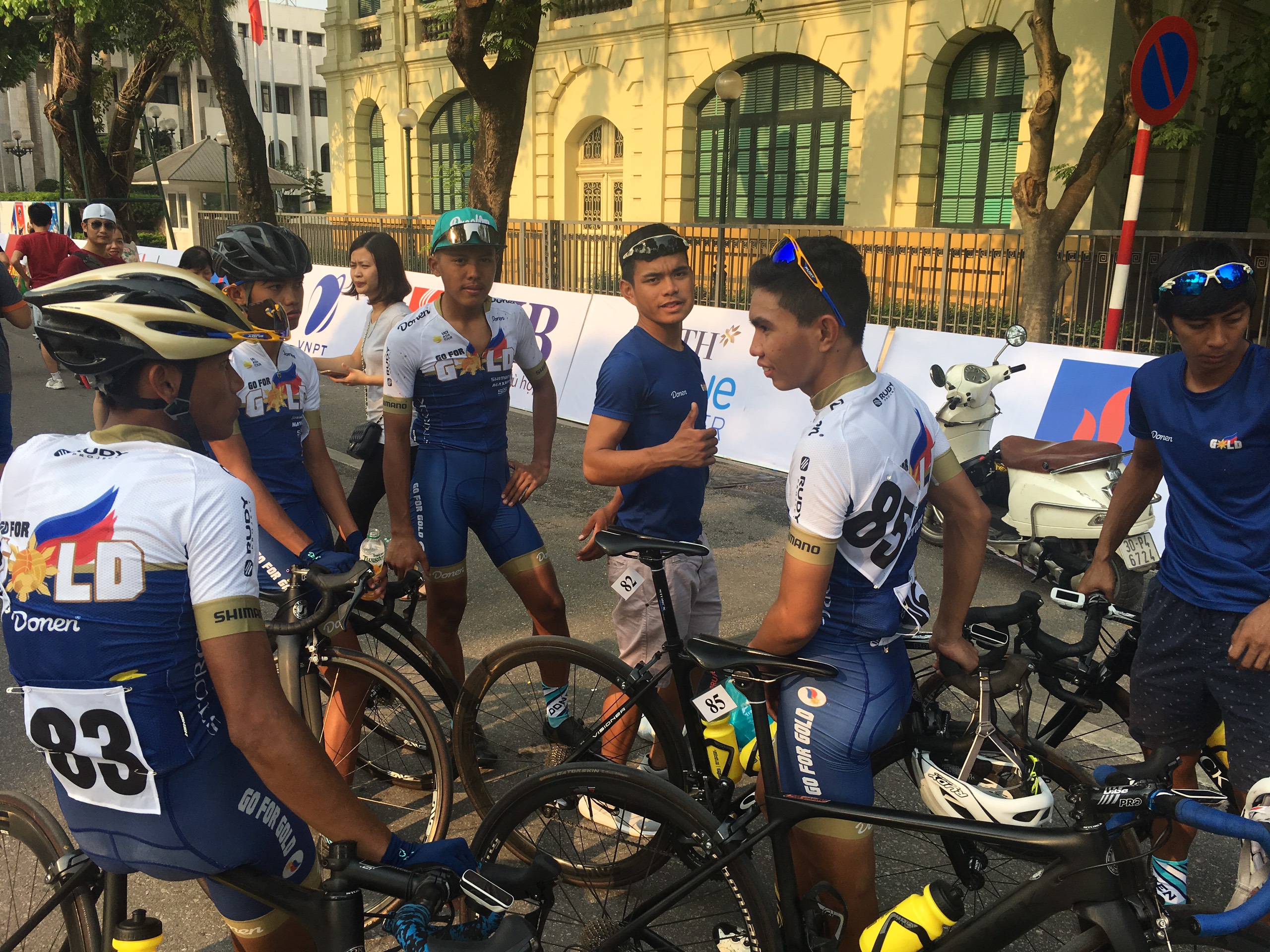 Chặng đua quanh Hồ Hoàn Kiếm là một thử thách thực sự