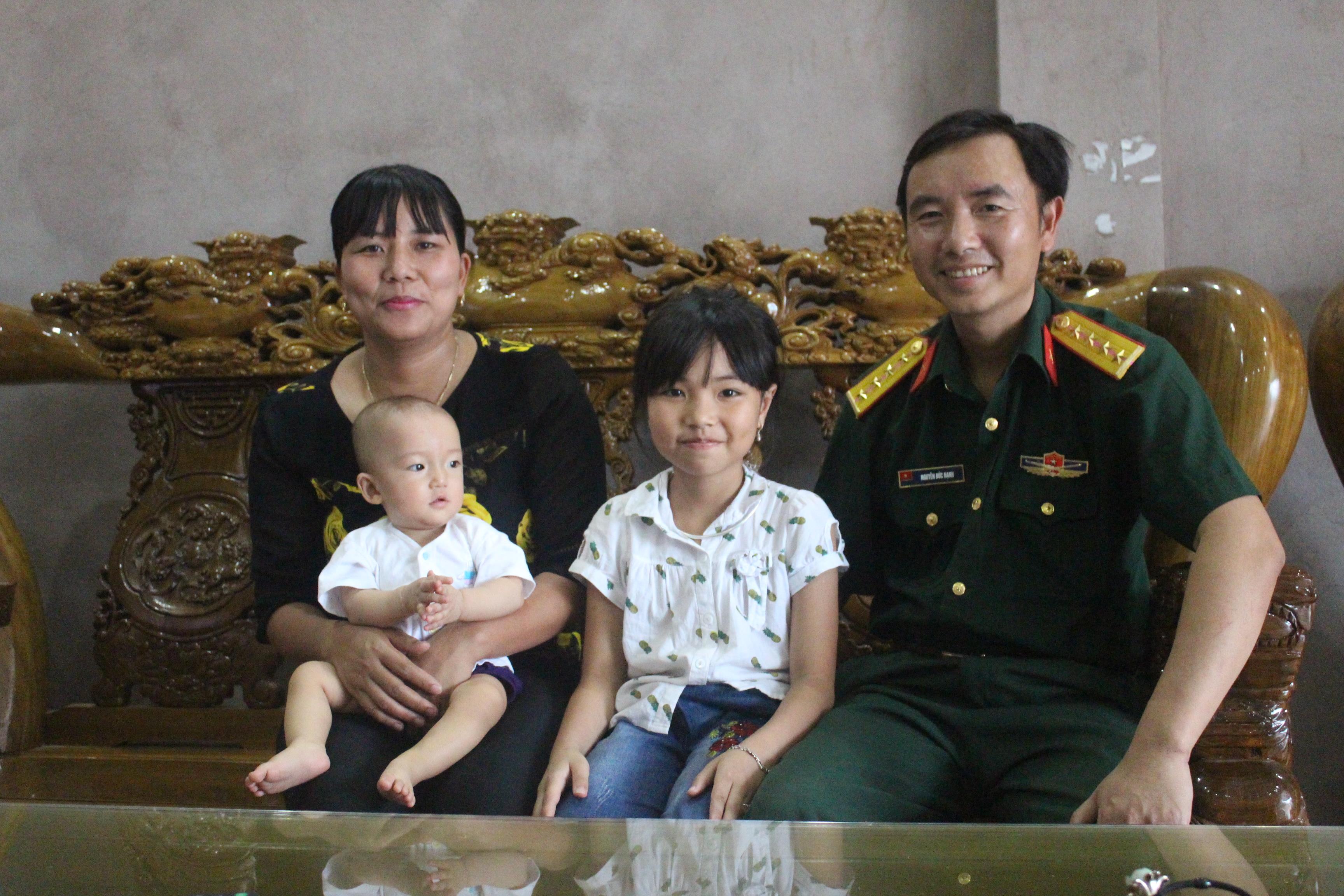 Đưa hậu phương lên miền biên giới