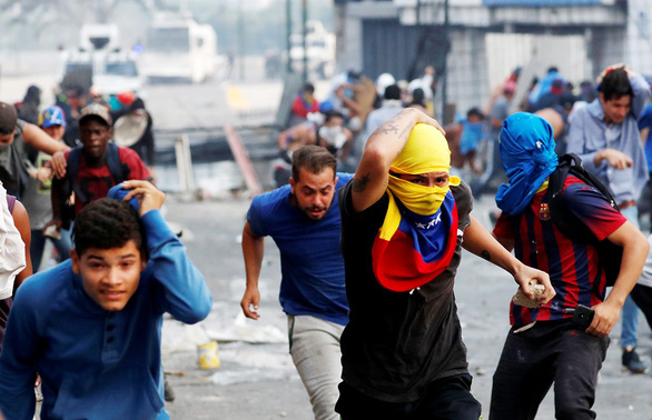 Thế giới tuần qua: Khủng hoảng và bất đồng