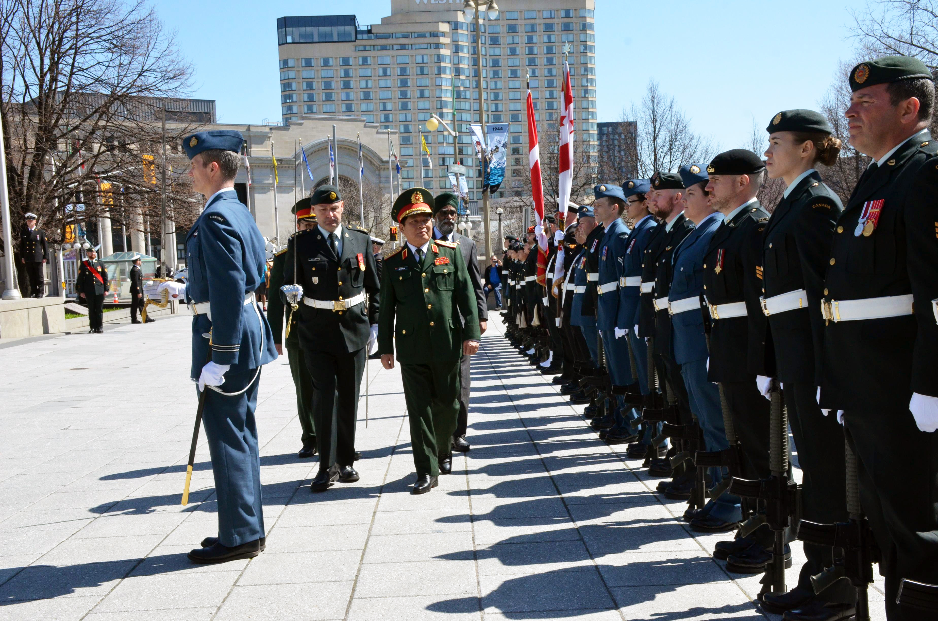 Một số hình ảnh hoạt động của Bộ trưởng Ngô Xuân Lịch trong chuyến thăm chính thức Canada