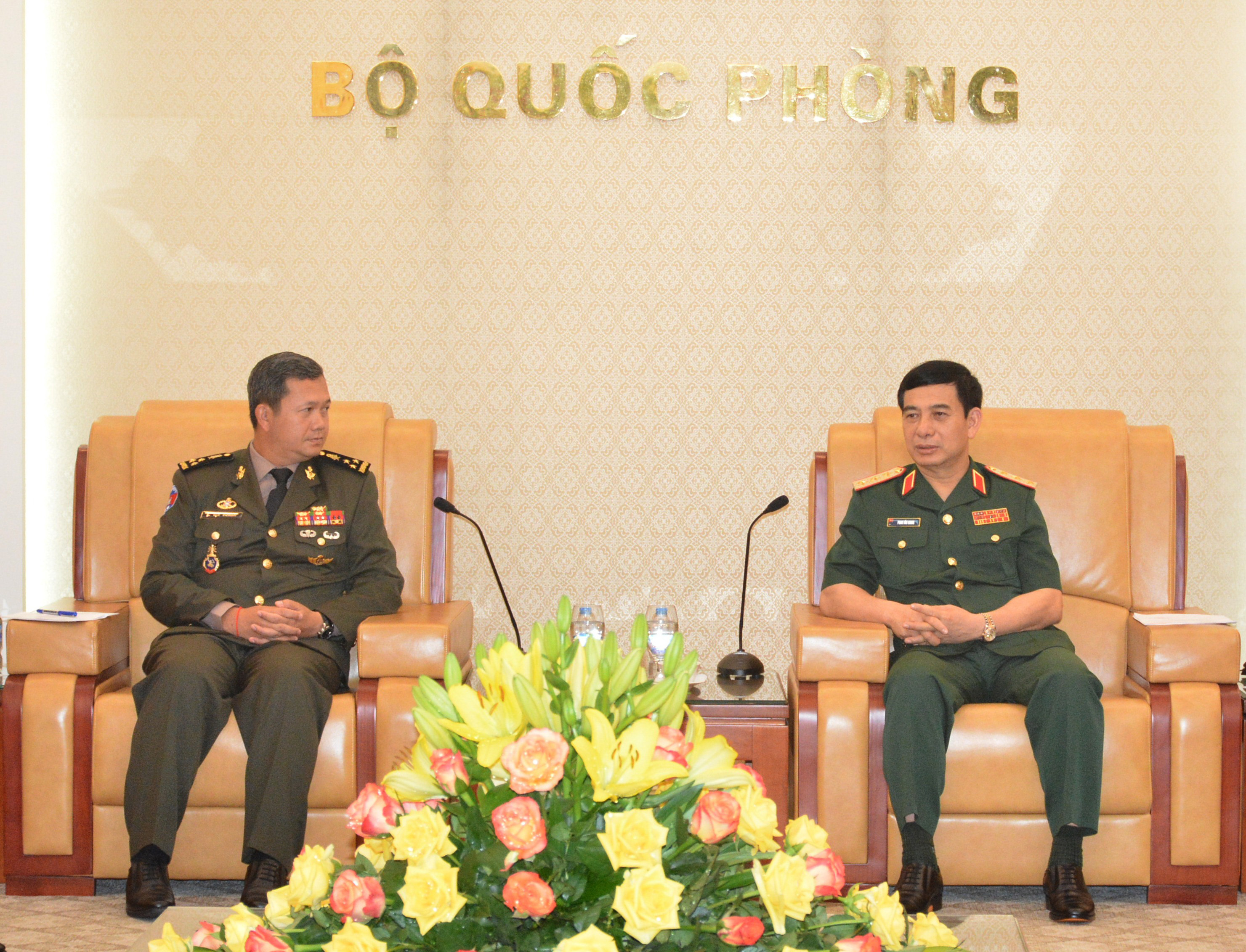 Thắt chặt hơn nữa quan hệ quốc phòng Việt Nam - Campuchia