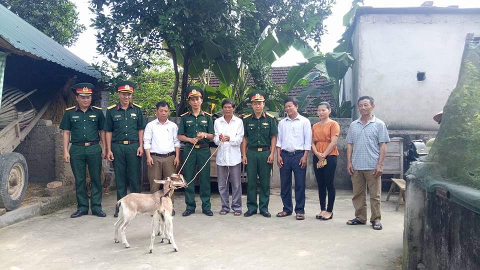 Trọn nghĩa với dân