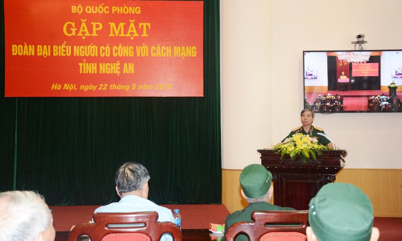 Toàn quân thăm, tặng quà người có công với cách mạng trên 677 tỷ đồng

