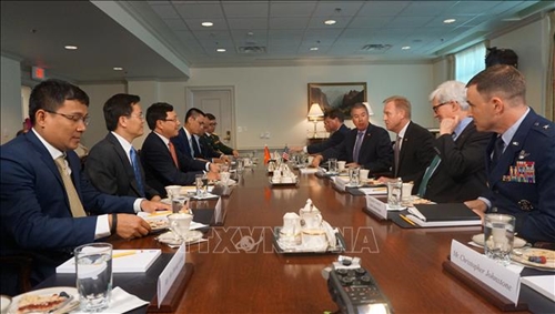 Việt Nam - Hoa Kỳ tiếp tục thúc đẩy hợp tác kinh tế-thương mại-đầu tư và quốc phòng