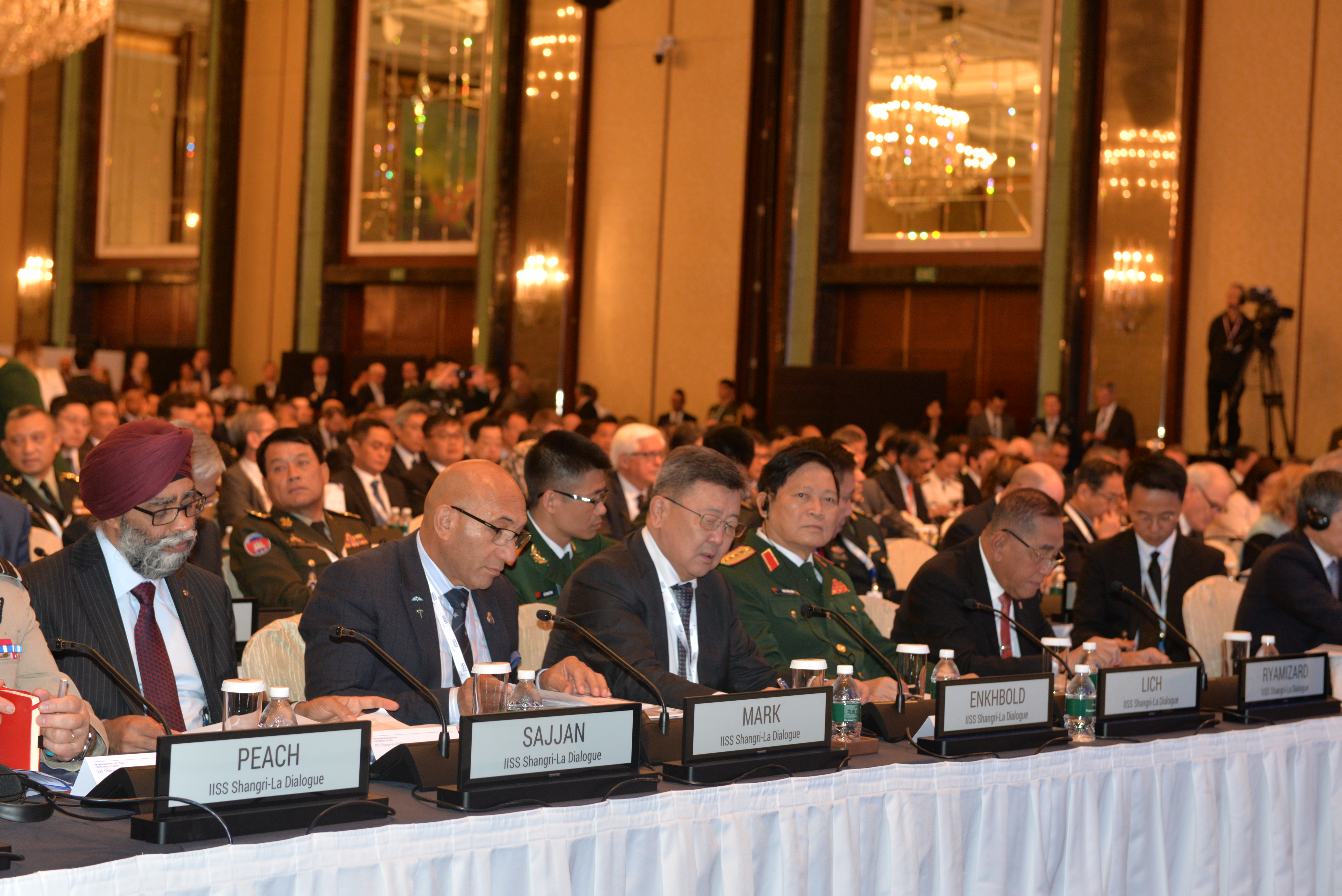 Đối thoại Shangri-La ngày đầu tiên: Mỹ khẳng định Ấn Độ Dương -Thái Bình Dương là khu vực ưu tiên