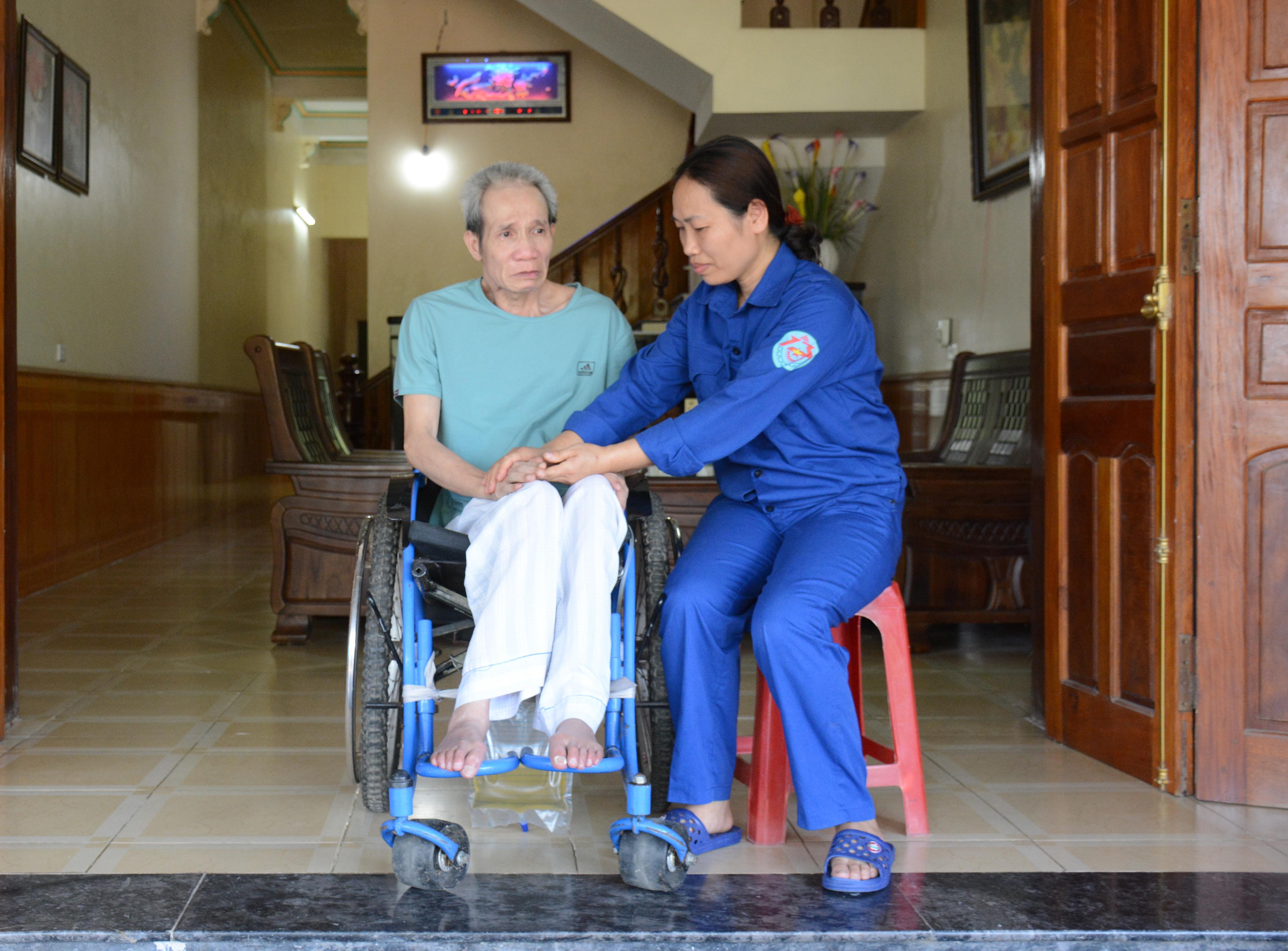 Hạnh phúc trong gian khó