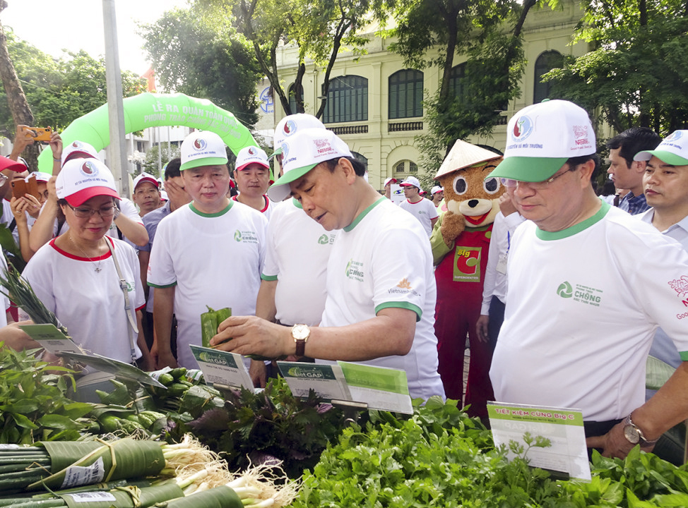 Thủ tướng Chính phủ Nguyễn Xuân Phúc phát động phong trào chống rác thải nhựa trên phạm vi toàn quốc