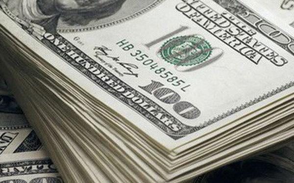 An Giang: Tạm giữ 1 phụ nữ vận chuyển 50.000 USD qua biên giới