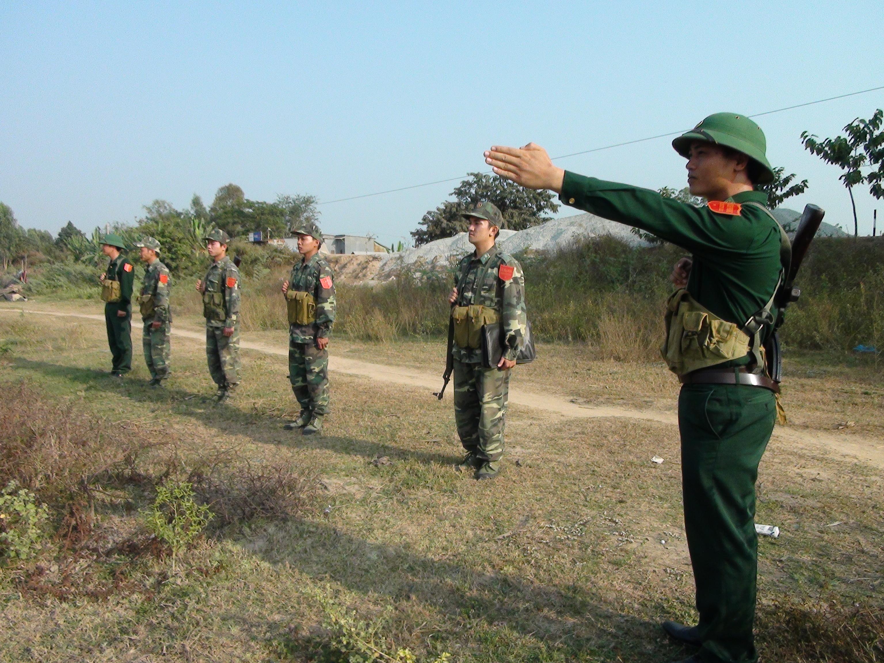 Người cán bộ gương mẫu nơi vùng biên
