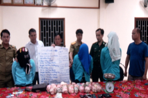 Bắt 3 đối tượng người Lào mua bán, vận chuyển trái phép 20kg ma túy


