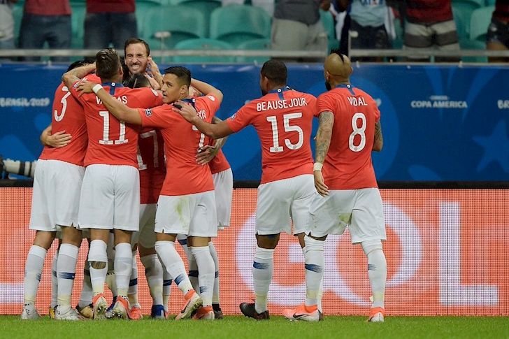 Đội tuyển Chile giành vé vào tứ kết Copa America