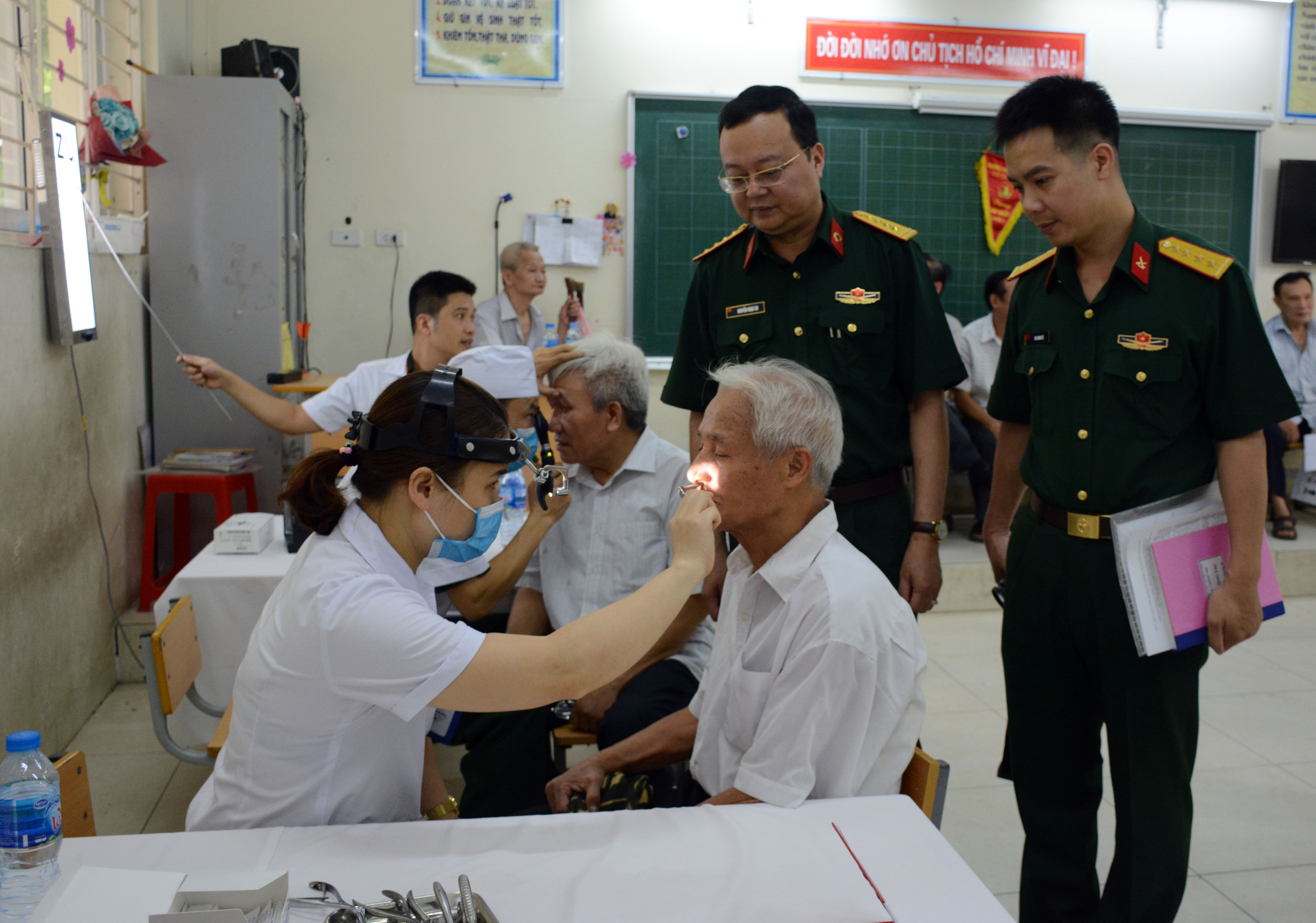 Tri ân đối tượng chính sách, người có công phường Hàng Bột