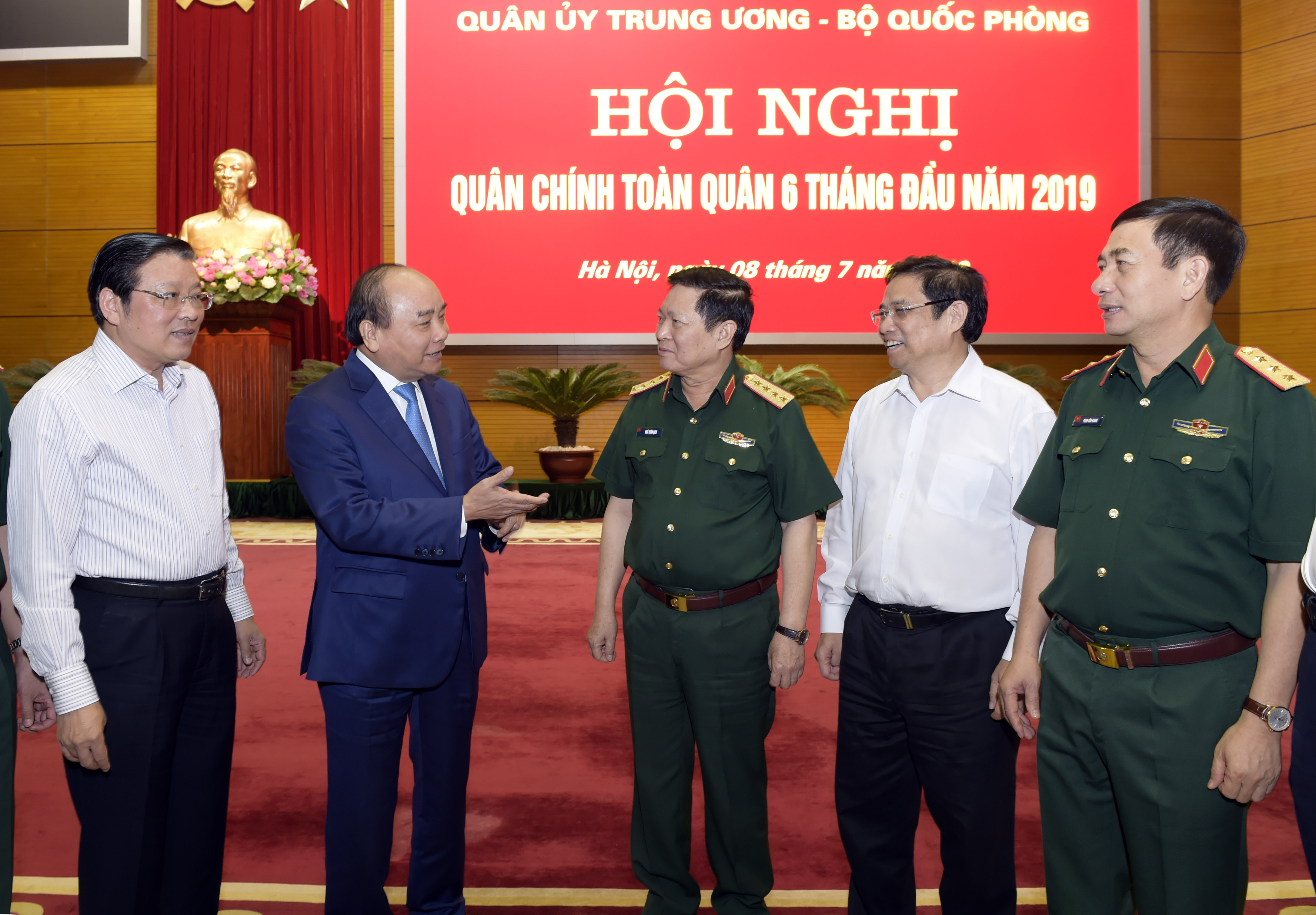 Thủ tướng Nguyễn Xuân Phúc: Quân đội tiếp tục cùng toàn Đảng, toàn dân thực hiện thắng lợi mọi nhiệm vụ được giao