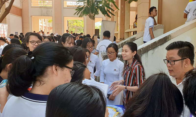 Gần 700 thí sinh trúng tuyển thẳng vào Trường Đại học Khoa học tự nhiên, Đại học Quốc gia TP Hồ Chí Minh

