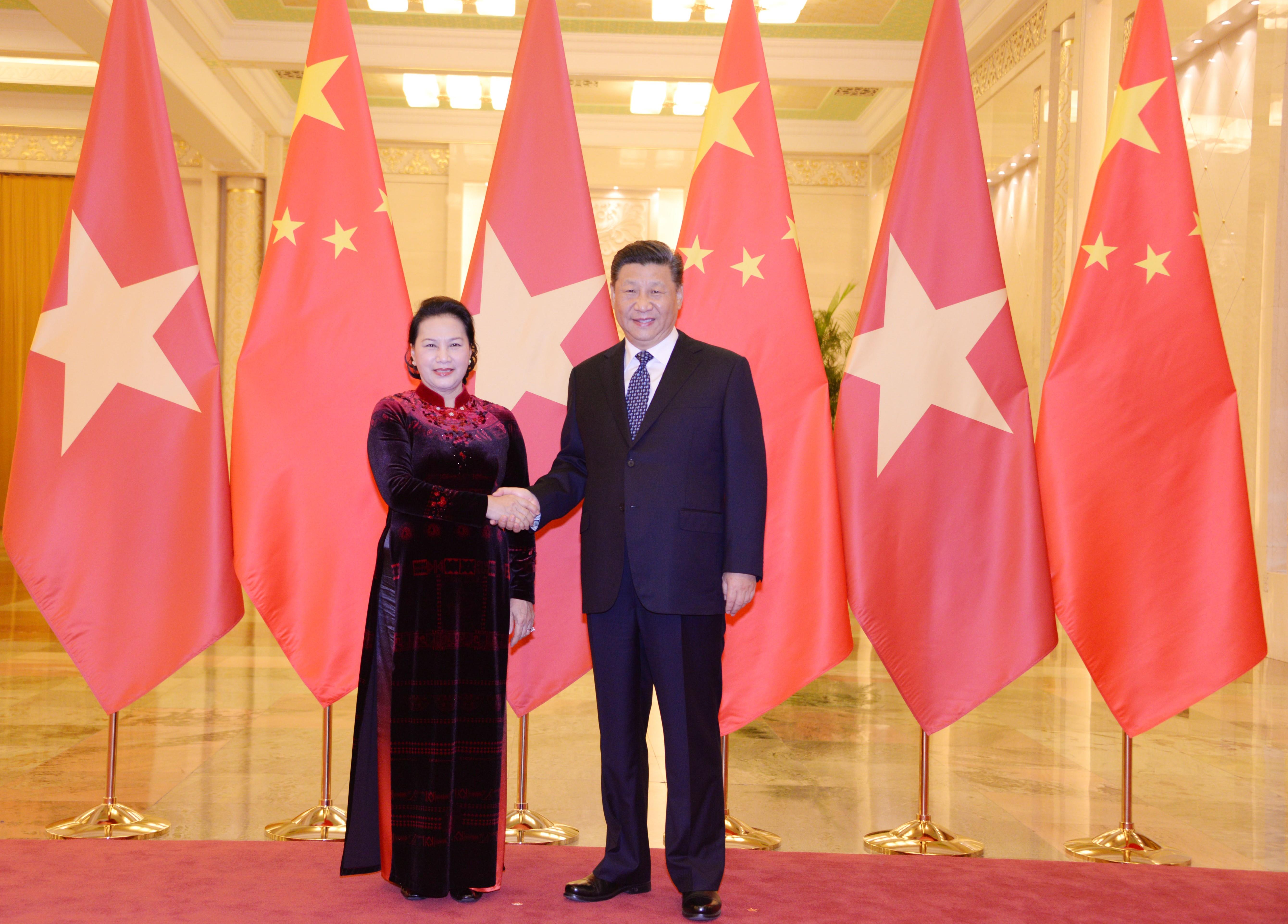 Tổng Bí thư, Chủ tịch nước Trung Quốc Tập Cận Bình tiếp Chủ tịch Quốc hội Nguyễn Thị Kim Ngân

