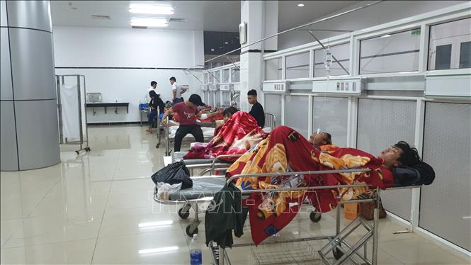 Đắk Lắk: Lật xe khách, 11 người chết và bị thương