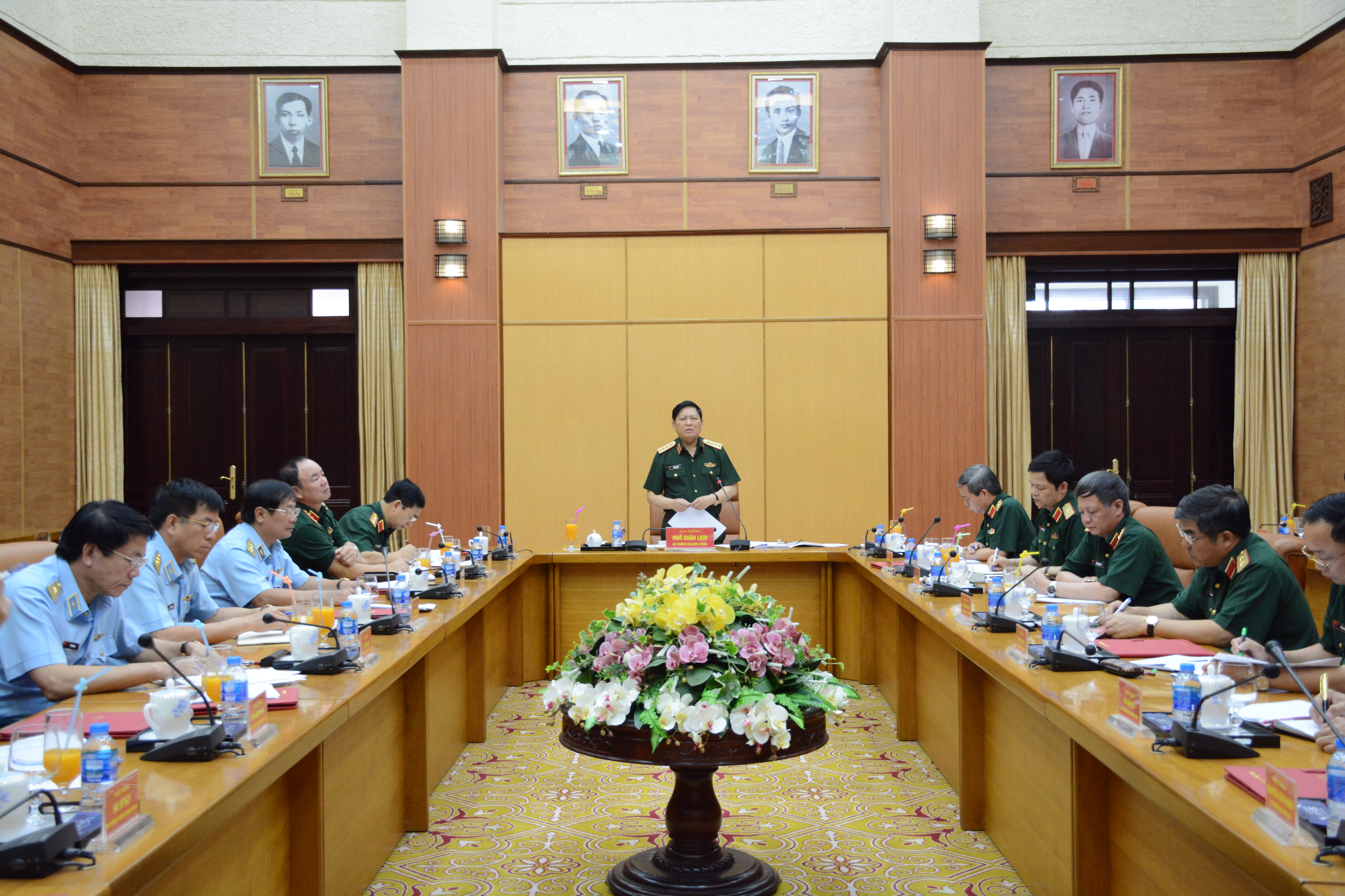 Đại tướng Ngô Xuân Lịch làm việc với Quân chủng Phòng không-Không quân