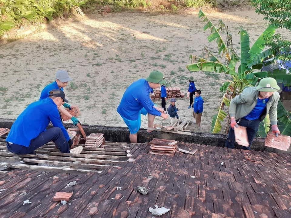 Ngày cuối tuần không nghỉ

