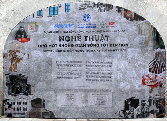 NGHỆ THUẬT BÍCH HỌA VÀ NGUY CƠ 